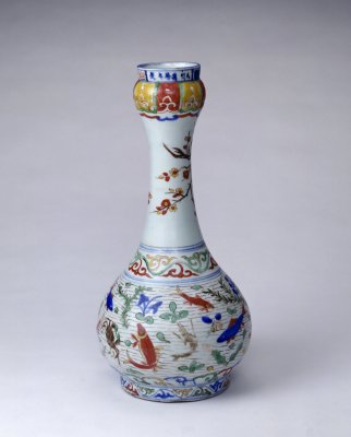 五彩鱼藻纹蒜头瓶(明)-鉴赏收藏-中国艺术品