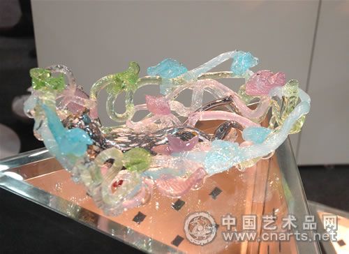 上海圣菱画廊隆重推出著名艺术家孙良玻璃雕塑作品
