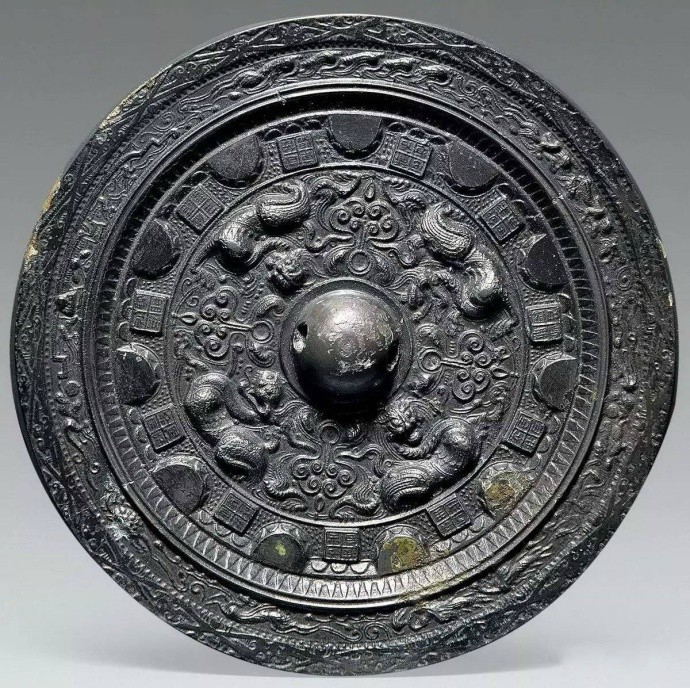 解读铜镜中的中国历史和文化
