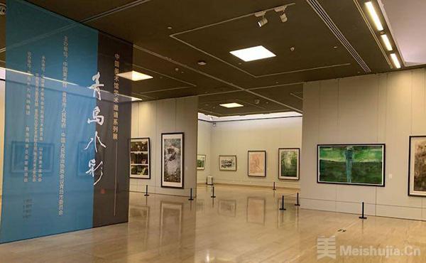 水彩画里浓烈的“海腥气”，中国美术馆展“青岛水彩”