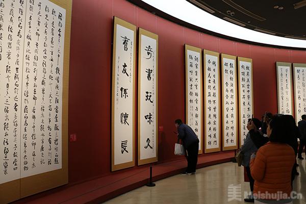 中国美术馆书法与绘画新展启幕！著名书法家张海八十岁后又创新作