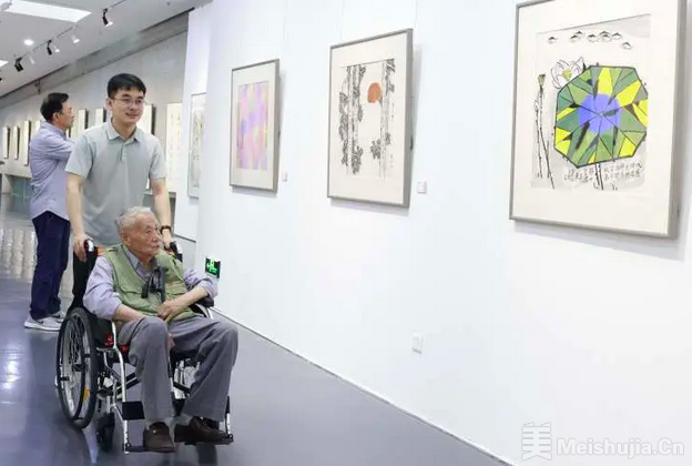 日暖花香欲醉人，98岁鲁慕迅罗湖美术馆推出年度第三展